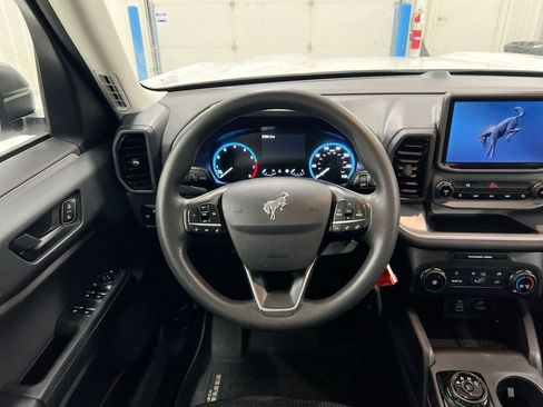 Used 2023 Ford Bronco Sport AWD/4WD image 11