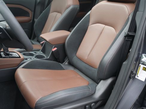 Certified 2025 Subaru Forester Touring w/ Popular Package - Touring AWD/4WD image 16