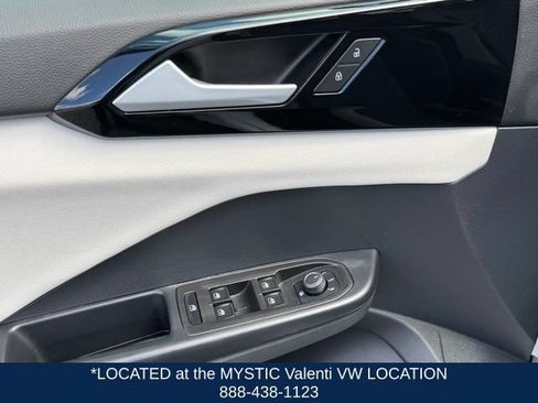 Certified 2025 Volkswagen Taos S AWD/4WD image 40