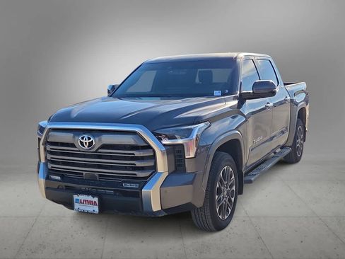 Used 2025 Toyota Tundra Limited image 4