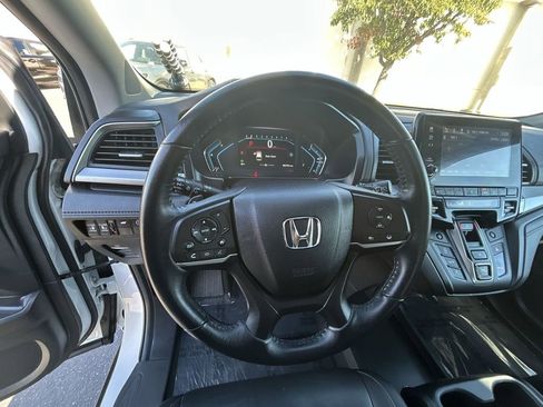 Used 2023 Honda Odyssey EX-L image 14
