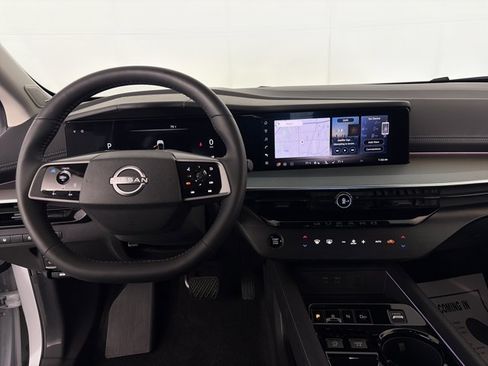 Certified 2025 Nissan Murano SL AWD/4WD image 3