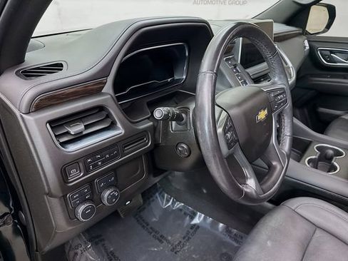 Used 2022 Chevrolet Tahoe LT w/ Luxury Package image 11