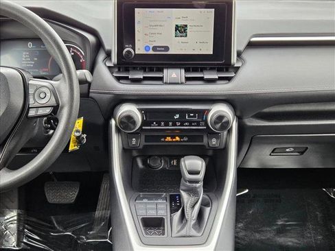 Used 2024 Toyota RAV4 LE image 15