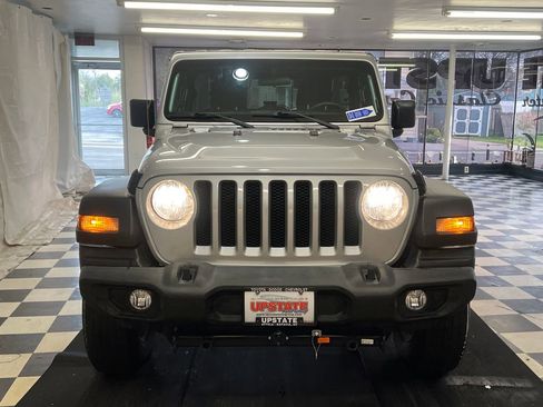 Used 2023 Jeep Wrangler Unlimited Sport AWD/4WD image 2