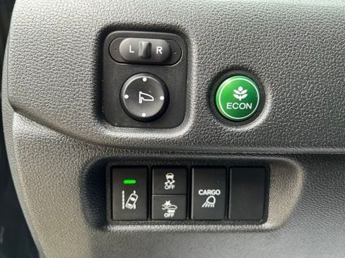 Used 2021 Honda Ridgeline Sport image 16