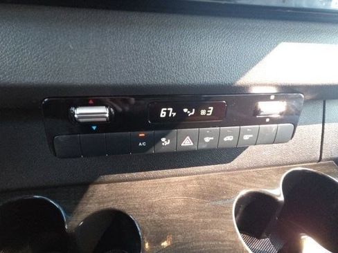 Used 2022 Mercedes-Benz Sprinter 2500 image 35
