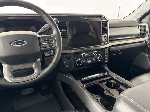 Used 2026 Ford F250 Lariat AWD/4WD image 32