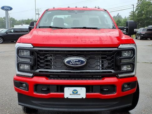New 2026 Ford F250 XL AWD/4WD image 3