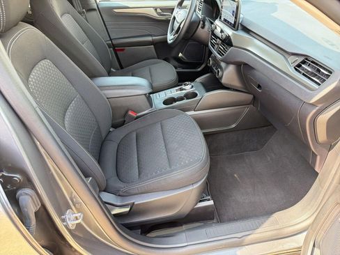 Used 2025 Ford Escape Active image 29