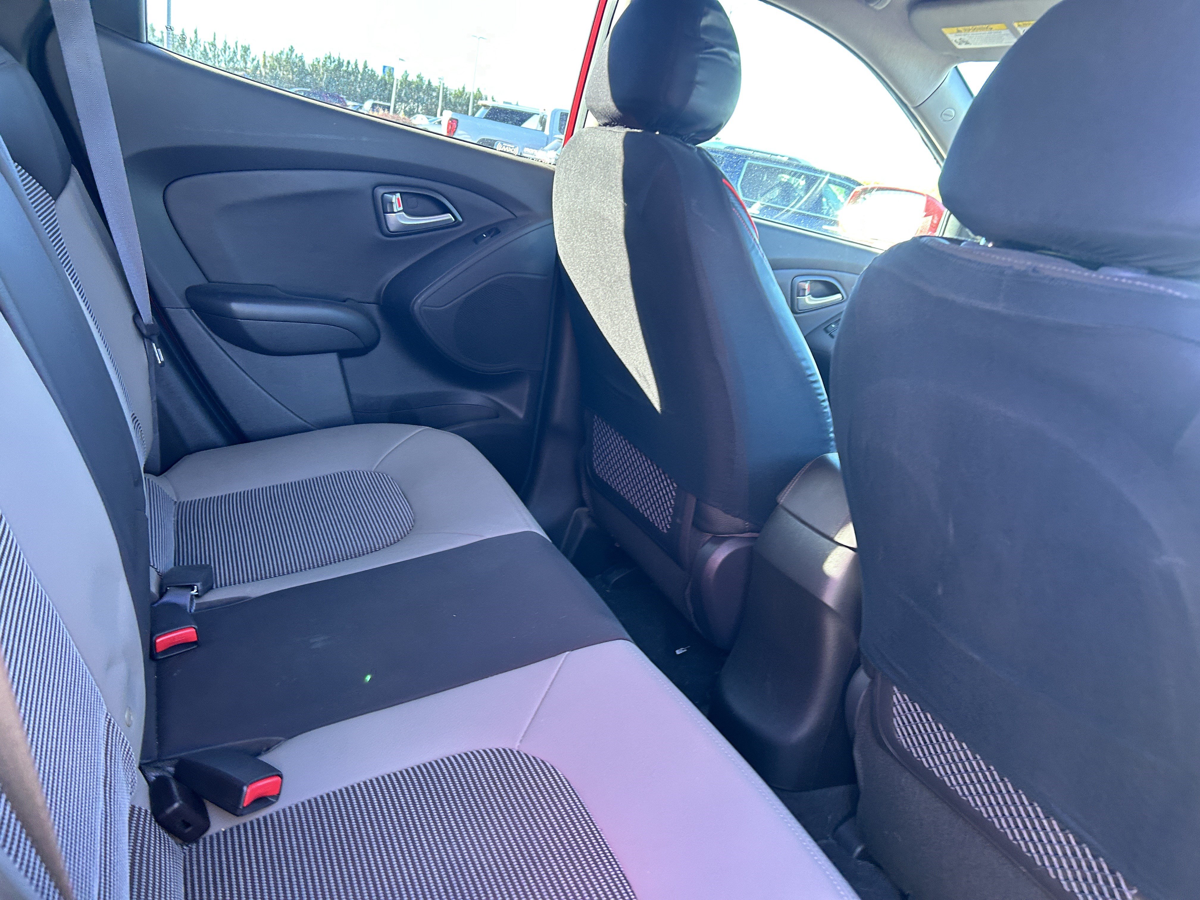 Used 2012 Hyundai Tucson GLS FWD image 11