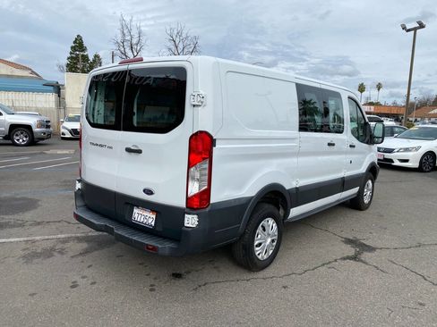 Used 2015 Ford Transit 250 130 Low Roof w/ Exterior Upgrade Package image 3