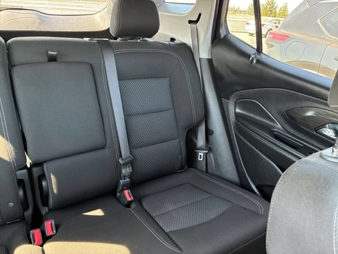 Used 2024 GMC Terrain SLE FWD image 35