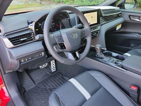 New 2026 Toyota Camry SE image 16