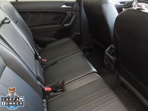 Certified 2024 Volkswagen Tiguan SE R-Line image 26