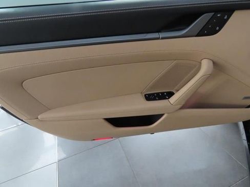 Used 2022 Porsche 911 Carrera 4 image 29