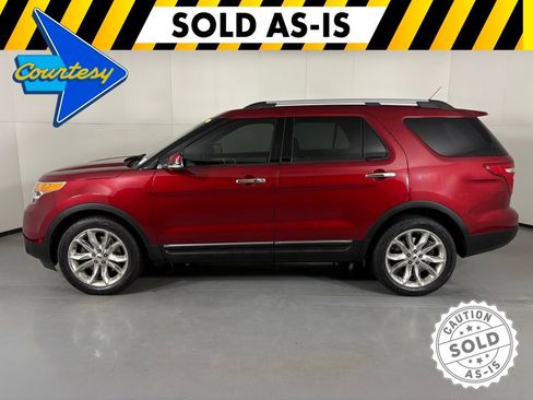 Used 2014 Ford Explorer Limited w/ Equipment Group 302A AWD/4WD image 5