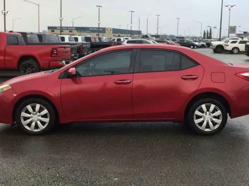 Used 2014 Toyota Corolla LE image 5