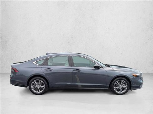 Used 2024 Honda Accord EX image 4