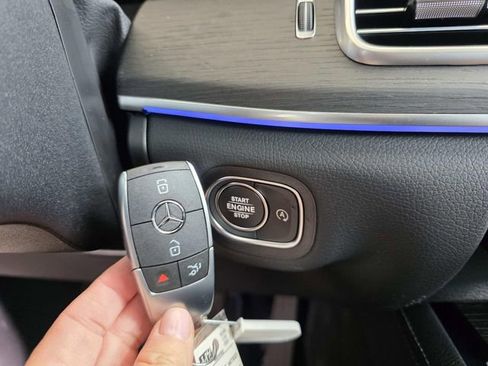 New 2026 Mercedes-Benz GLE 450 4MATIC image 14