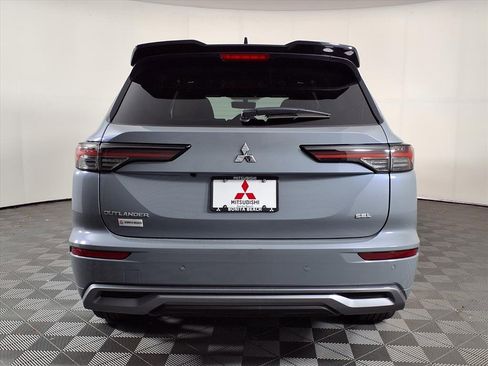 New 2025 Mitsubishi Outlander SEL image 6