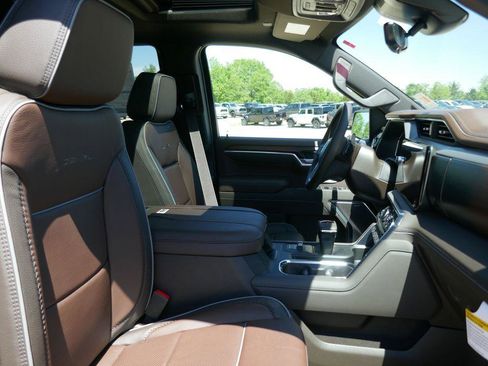 New 2026 GMC Sierra 1500 Denali AWD/4WD image 13