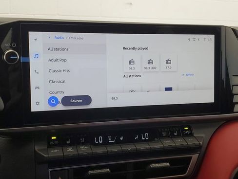 Used 2025 Toyota Camry XSE w/ Premium Plus Package image 27