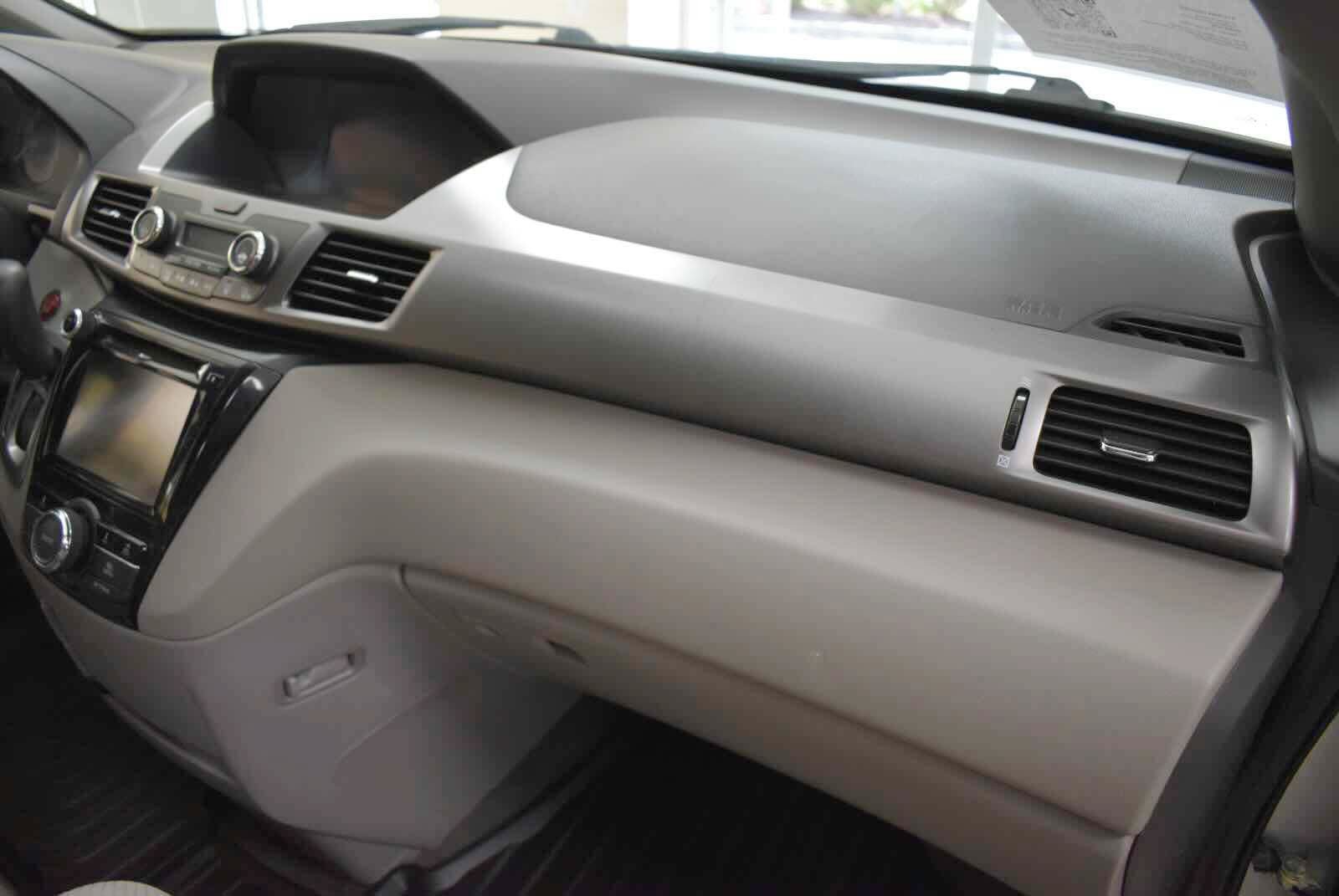 Used 2015 Honda Odyssey EX image 37
