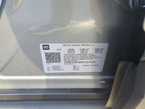 Used 2023 Chevrolet Traverse LT w/ LPO, Floor Liner Package image 32