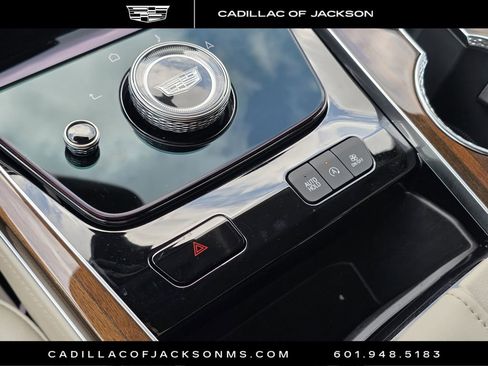 Certified 2026 Cadillac Escalade Platinum Sport w/ LPO, Floor Liner Package AWD/4WD image 17