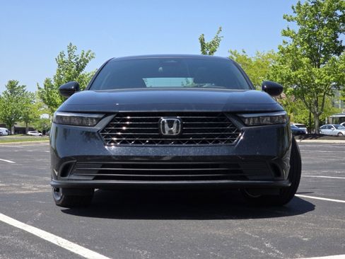 Certified 2025 Honda Accord Sport image 17