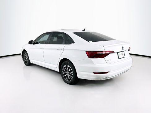 Used 2021 Volkswagen Jetta SE FWD image 5
