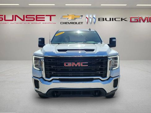 Certified 2023 GMC Sierra 2500 Pro w/ Convenience Package image 2