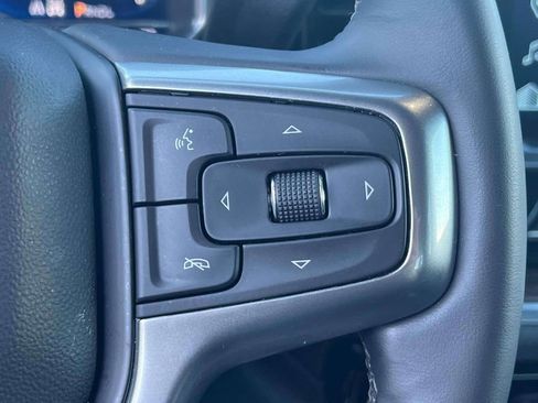 Used 2025 Chevrolet Silverado 1500 LT AWD/4WD image 22