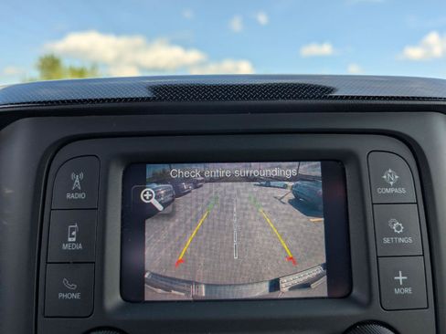 Used 2022 RAM 1500 Rebel AWD/4WD image 17