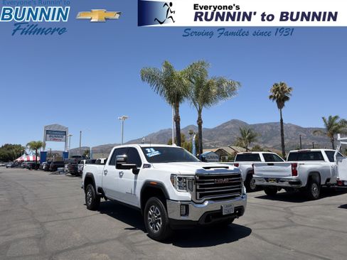 Used 2023 GMC Sierra 2500 SLT w/ SLT Preferred Package AWD/4WD image 1