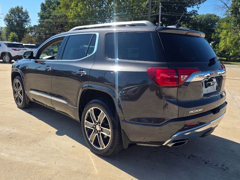 Used 2019 GMC Acadia Denali image 19