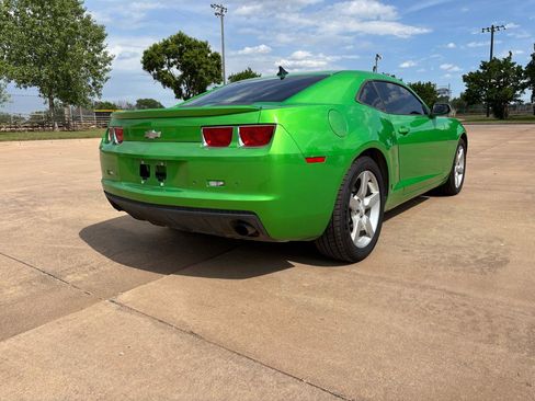 Used 2010 Chevrolet Camaro LT RWD image 26