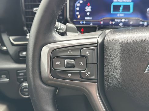 Used 2024 Chevrolet Silverado 1500 ZR2 w/ Technology Package image 19