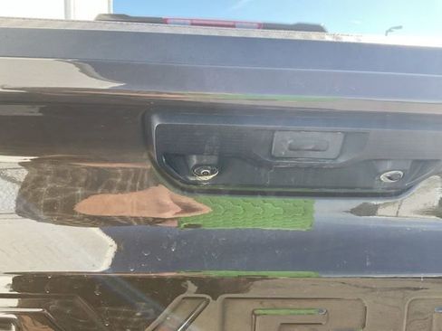 Used 2023 Chevrolet Silverado 1500 LT image 9