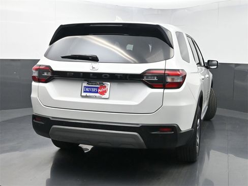 Used 2024 Honda Pilot EX-L image 41