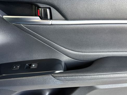 Used 2018 Toyota Camry XSE w/ Audio Package FWD image 18