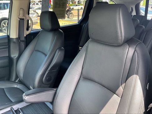 Used 2025 Honda Odyssey EX-L image 21