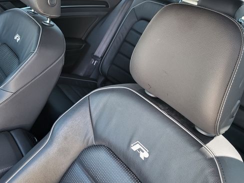 Used 2018 Volkswagen Golf R 4-Door image 27