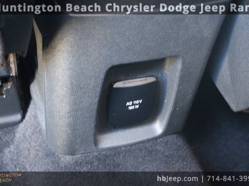 Used 2020 Ford EcoSport Titanium image 37