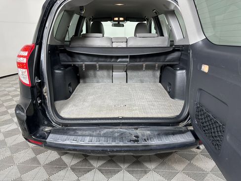 Used 2011 Toyota RAV4 2WD w/ Base L4 Extra Value Pkg image 28