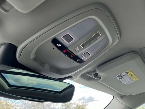 Used 2025 Volvo XC90 T8 Core w/ Protection Package Premier image 34