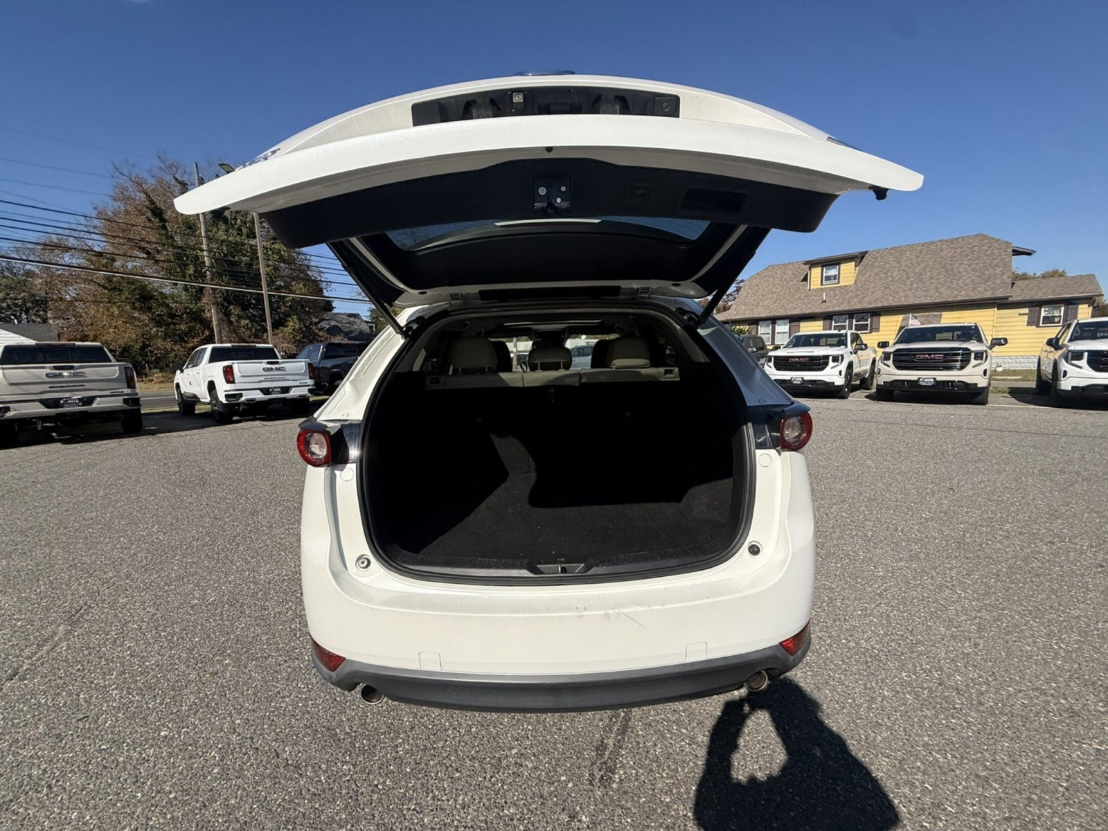Used 2018 MAZDA CX-5 Touring w/ Preferred Equipment Package AWD/4WD image 31