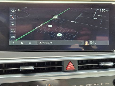 Used 2025 Kia Sorento SX image 14