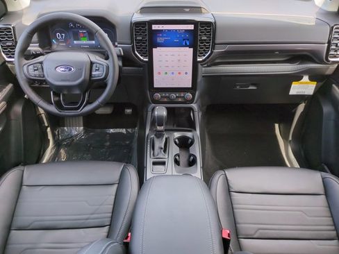 New 2025 Ford Ranger Lariat w/ Trailer Tow Package image 15